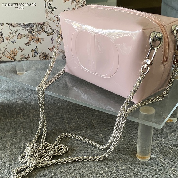 Dior Pink Faux Patent Leather Pouch - Picture 2 of 6